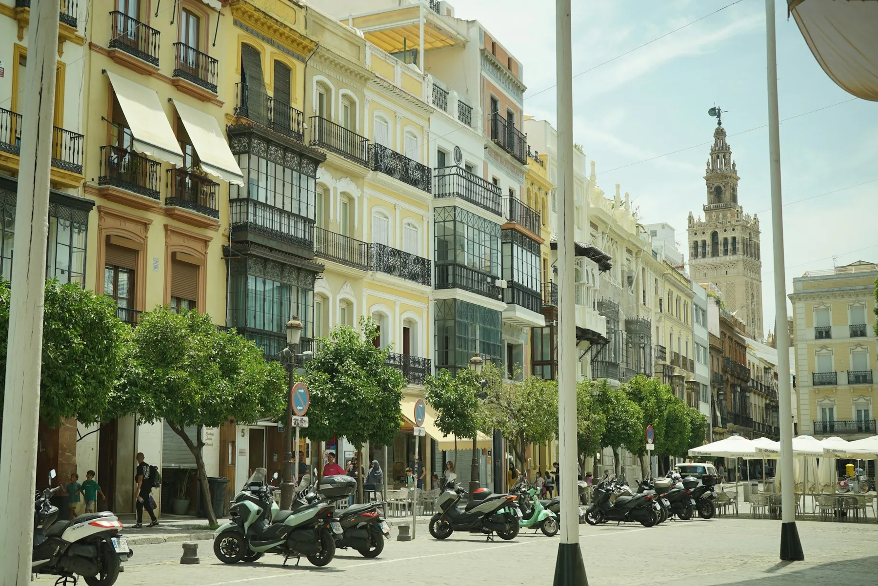Une rue de Séville en Espagne